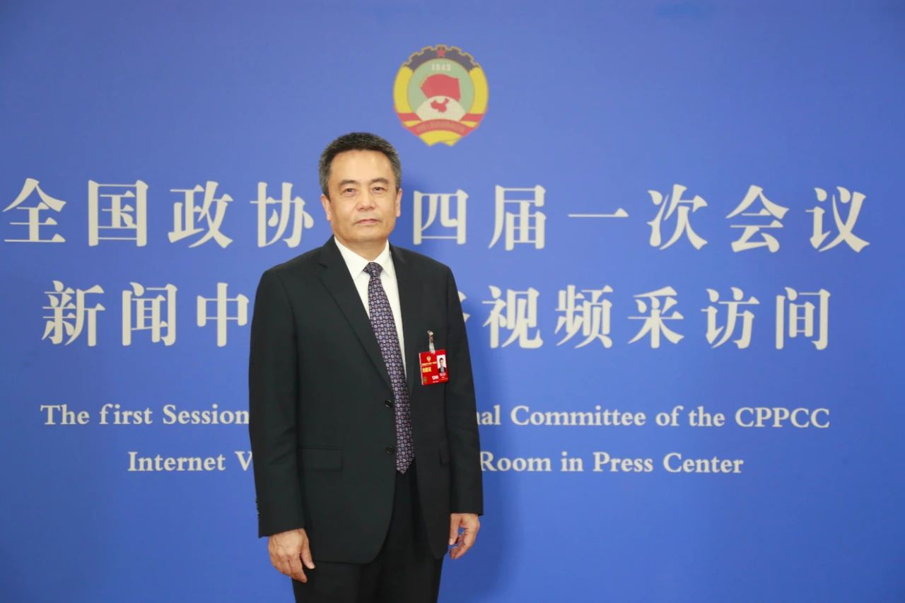 4C727E4EEE55DEE0D633859121D_26FF0EBB_124E7.jpg?e=