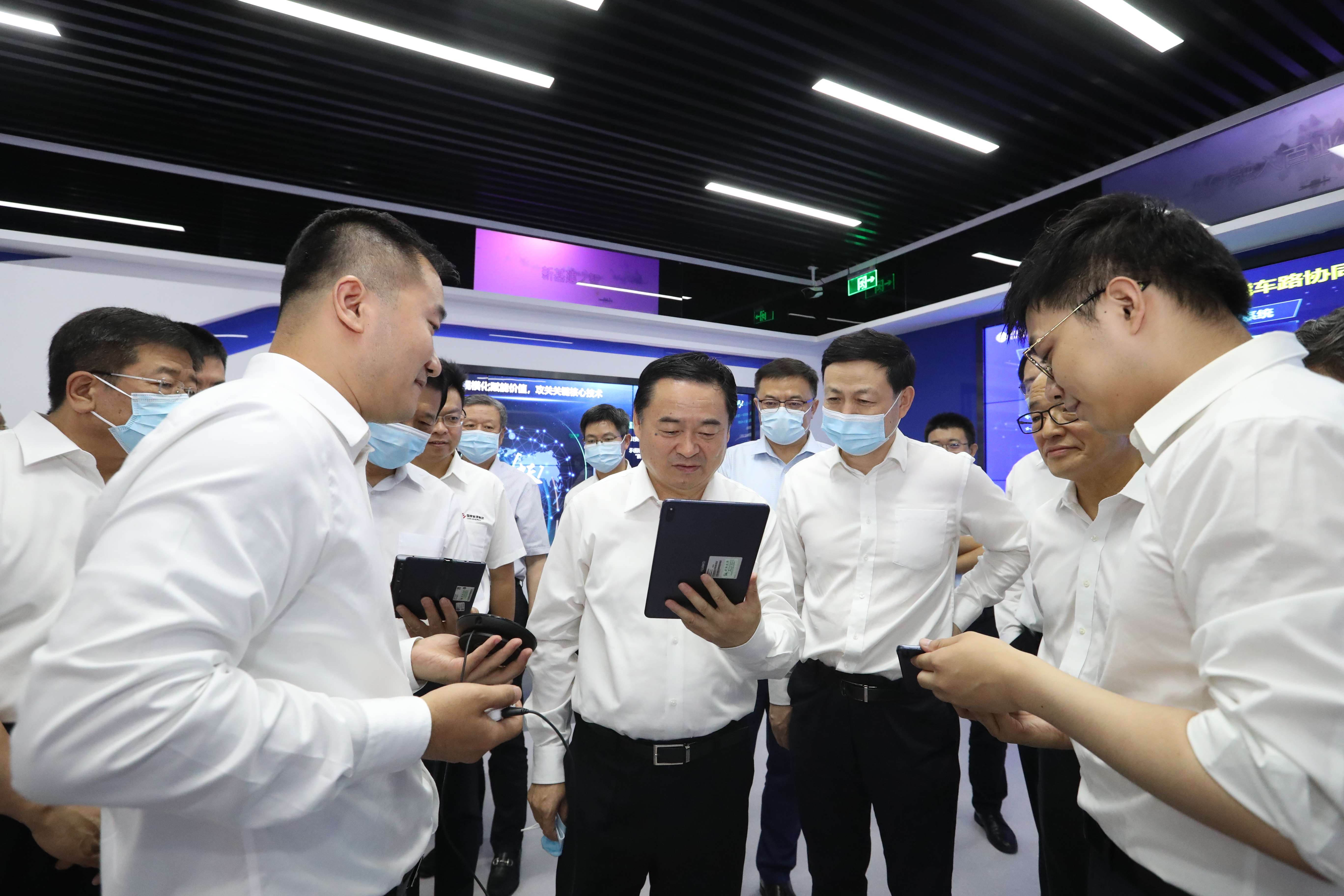 郝鹏、、、国资、、、央企、、、国资委、、、书记、、、主任、、、国企、、、企业改革