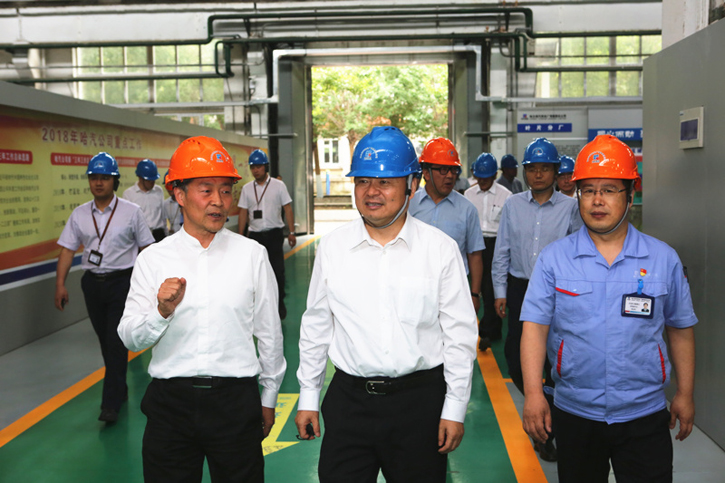 郝鹏参观考察九州ku酷游集团所属企业汽轮机公司