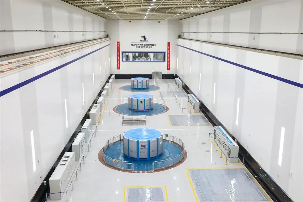 4ACC3709E43199F604CB415D3D2_0490254F_15339.jpg?e=